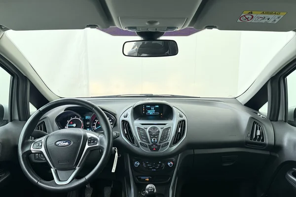 Ford B-max (2017) — foto 22 van 22