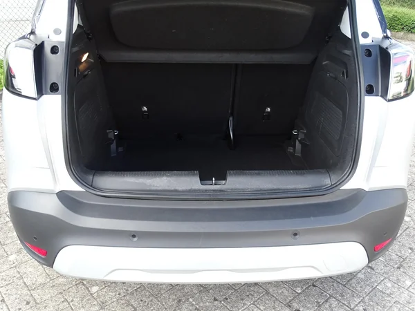 Opel Crossland (2023) — foto 9 van 25