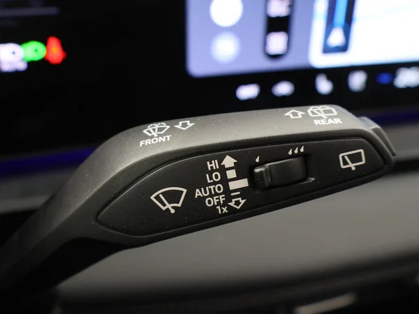 AUDI Q6 e-tron (2026) — foto 11 van 33