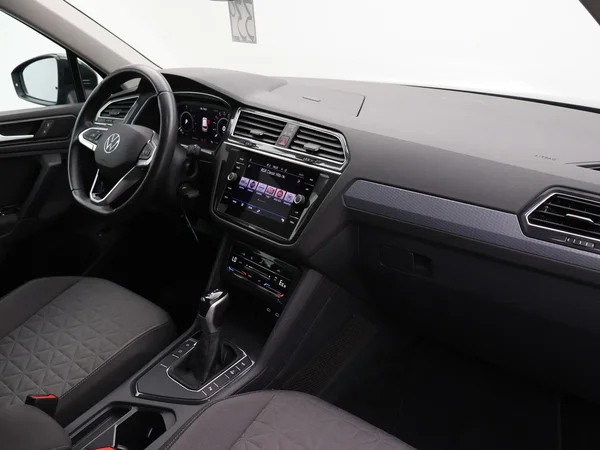 VOLKSWAGEN Tiguan eHybrid (PHEV) (2022) — foto 20 van 26