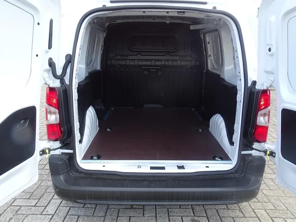 Peugeot Partner (2025) — foto 7 van 22