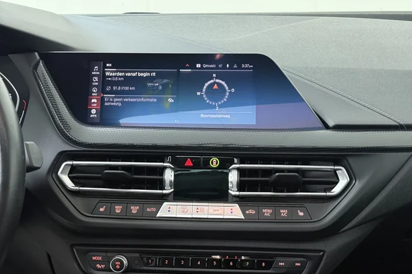 BMW 1 Hatch (F40) (2021) — foto 3 van 22
