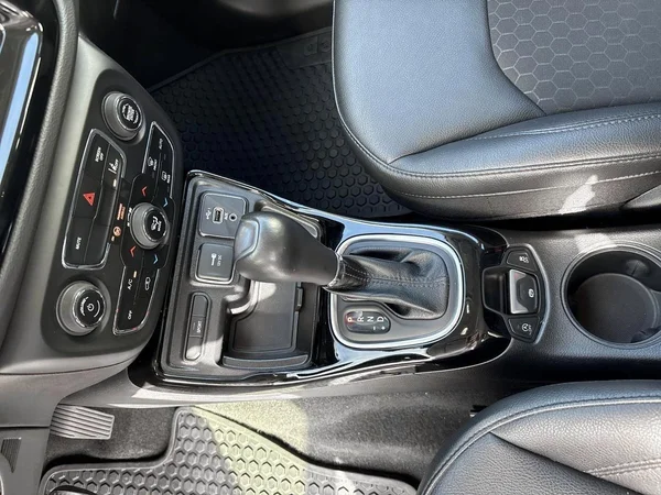 Jeep Compass (2021) — foto 9 van 20