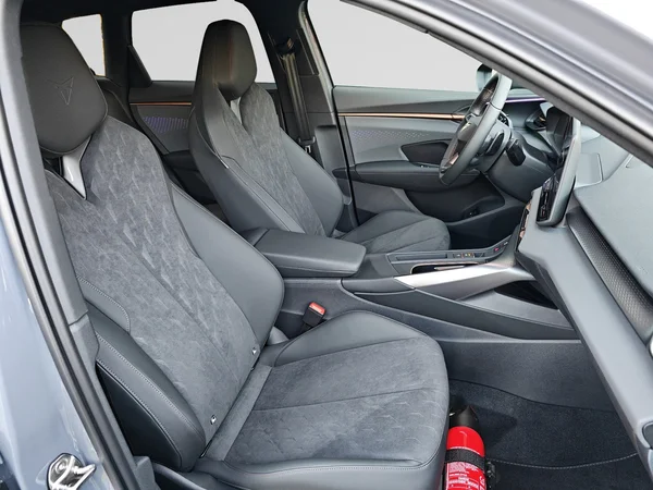 CUPRA Terramar e-Hybrid (PHEV) (2026) — foto 8 van 21