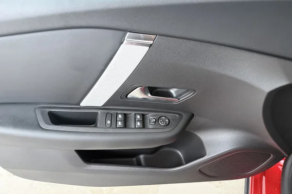 Citroen C4 X (2025) — foto 8 van 16
