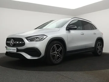 Mercedes-Benz GLA (2022)
