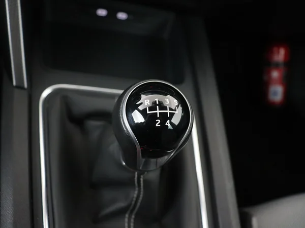 SEAT Leon (2023) — foto 10 van 27