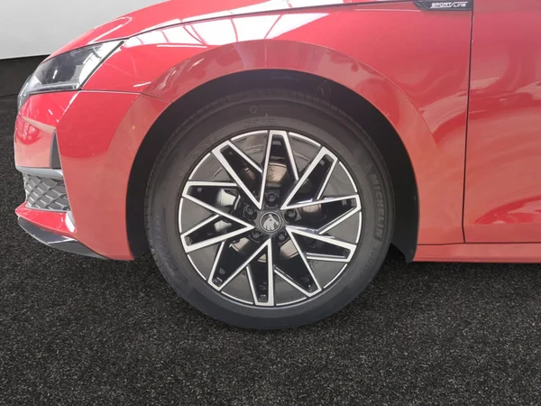 SKODA Octavia SW (2025) — foto 16 van 23
