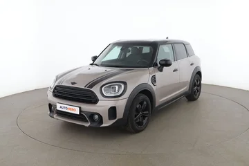 MINI Countryman 663cfd51-2222-40ae-9a38-0d2fbf48ea1e