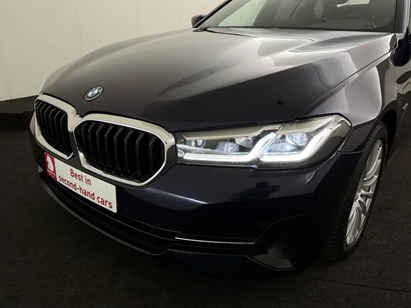 BMW 530 (2022) — foto 28 van 34