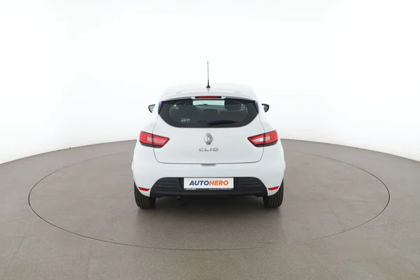 Renault Clio (2018) — foto 11 van 16