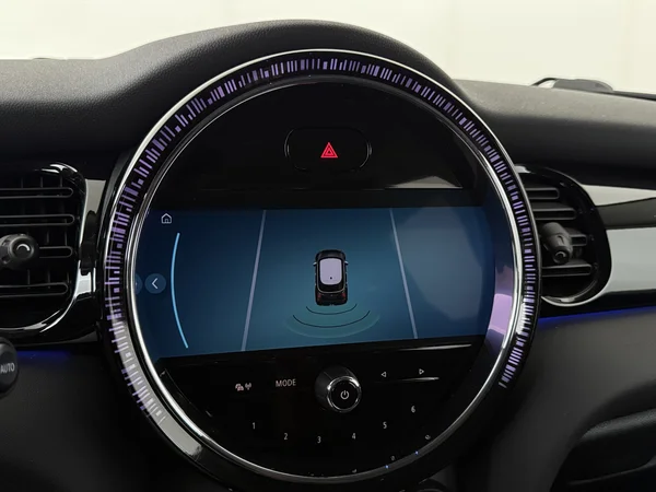 MINI Cooper (2021) — foto 13 van 29