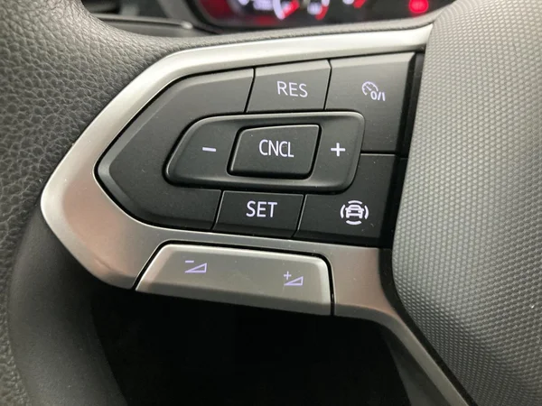 VOLKSWAGEN Caddy Maxi (2023) — foto 11 van 36