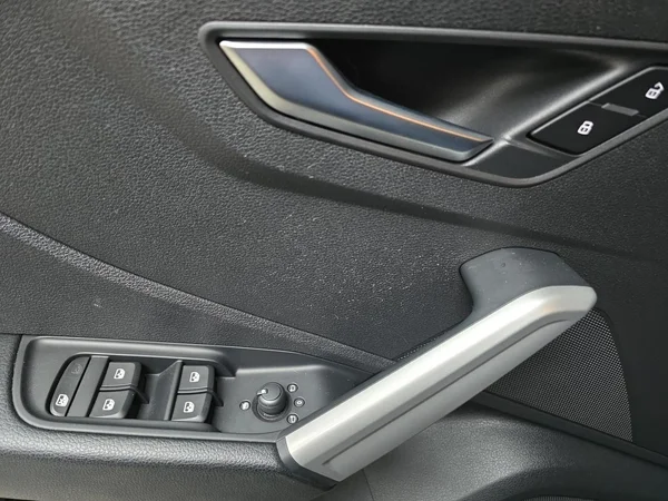 AUDI Q2 (2022) — foto 4 van 18