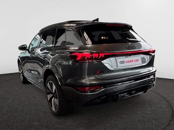 AUDI Q6 e-tron (2025) — foto 15 van 21