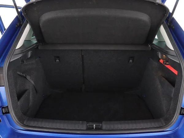 SKODA Kamiq (2022) — foto 8 van 30