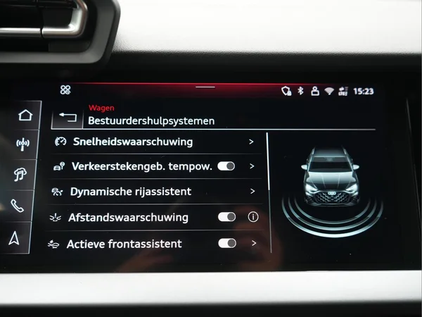 AUDI A3 Sportback PHEV (2025) — foto 17 van 29