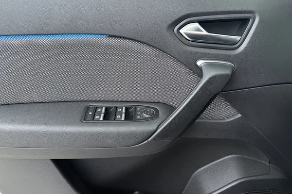 Renault Captur (2025) — foto 8 van 16