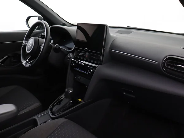 TOYOTA Yaris Cross (2024) — foto 3 van 27