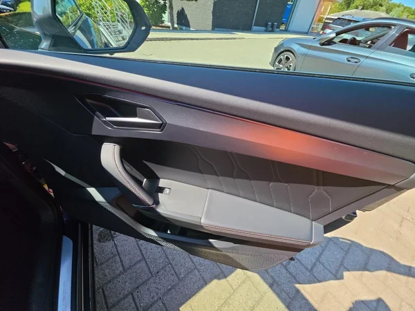 CUPRA Formentor (2024) — foto 9 van 24
