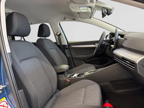 VOLKSWAGEN Golf VII SW (2025) — foto 4 van 19