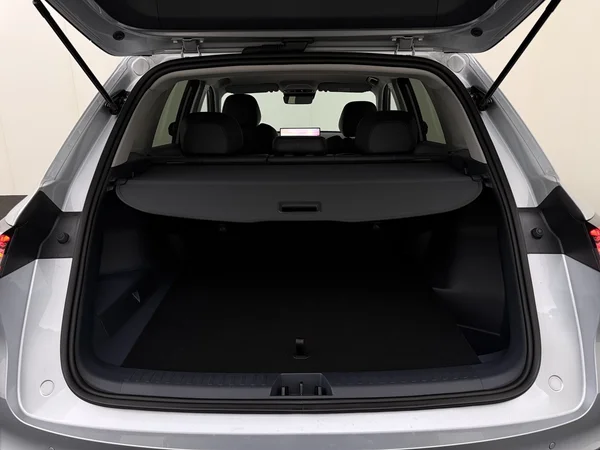 GEELY Starray EM-i (2026) — foto 8 van 29