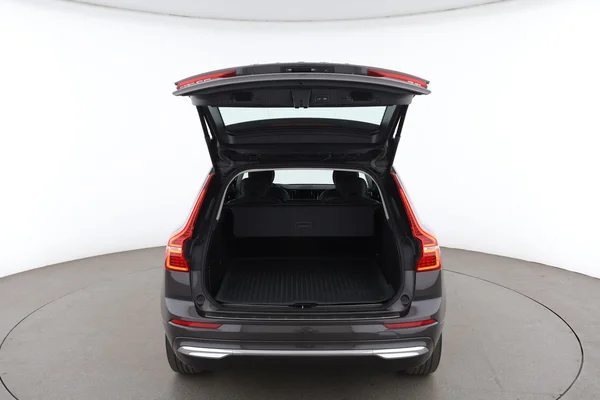 Volvo XC60 (2021) — foto 7 van 16