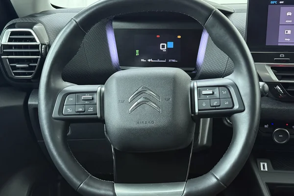 Citroen C4 (2023) — foto 2 van 19