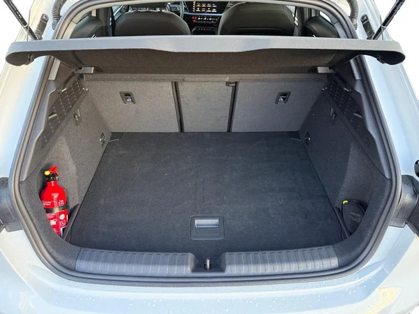 AUDI A3 Sportback (2024) — foto 10 van 28