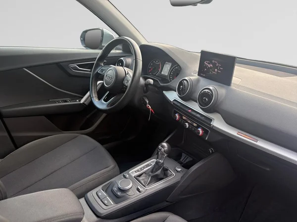 AUDI Q2 (2018) — foto 6 van 24