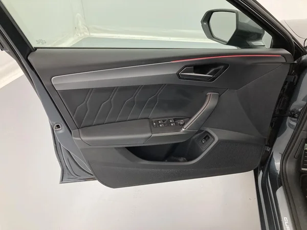 CUPRA Leon e-Hybrid (PHEV) (2023) — foto 21 van 37