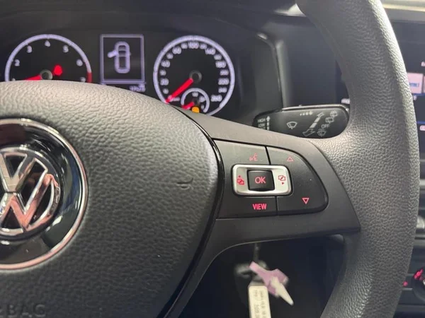 VOLKSWAGEN Polo (2020) — foto 10 van 27