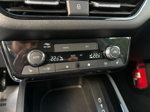 SKODA Kamiq (2025) — foto 10 van 19