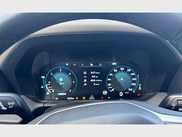 VOLKSWAGEN Amarok Double Cab (2026) — foto 6 van 19