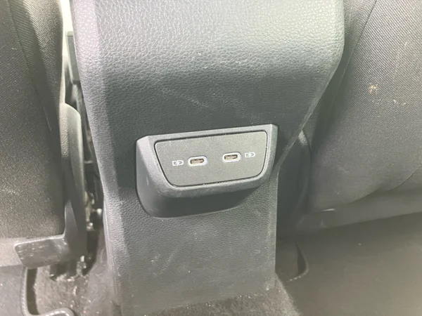 VOLKSWAGEN Taigo (2022) — foto 4 van 25