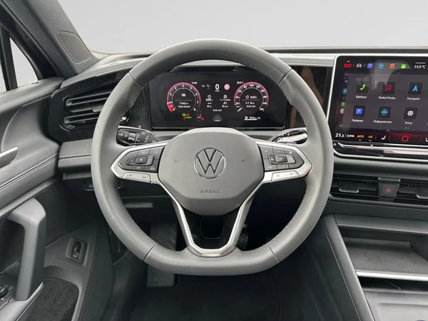 VOLKSWAGEN Tiguan (2026) — foto 15 van 16