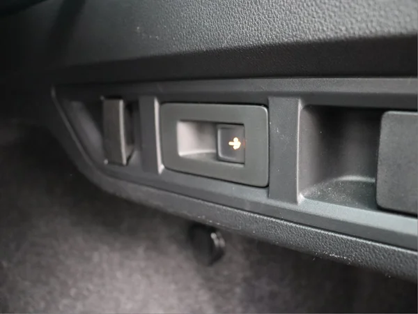 SKODA Octavia Combi (2024) — foto 3 van 18