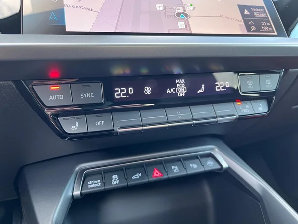 AUDI A3 Sportback PHEV (2026) — foto 8 van 22