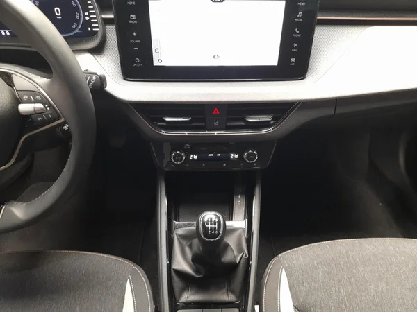 SKODA Scala (2025) — foto 24 van 24
