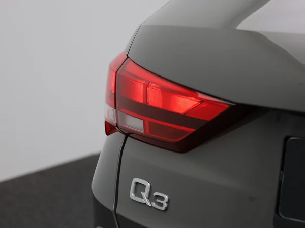 Audi Q3 (2022) — foto 35 van 45