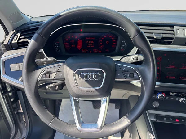 AUDI Q3 (2019) — foto 5 van 18