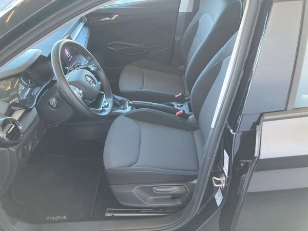 Škoda Fabia (2022) — foto 2 van 23