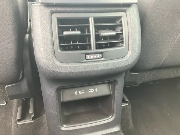 SEAT Ateca (2024) — foto 8 van 25