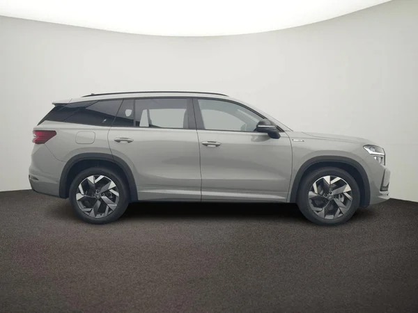 SKODA Kodiaq PHEV (2026) — foto 5 van 10