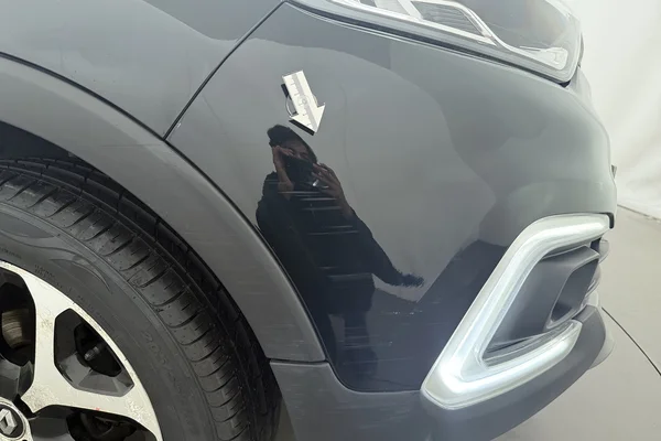 Renault Captur (2017) — foto 17 van 29