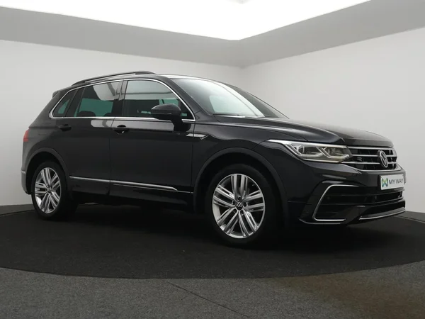 Volkswagen Tiguan (2022) — foto 19 van 27