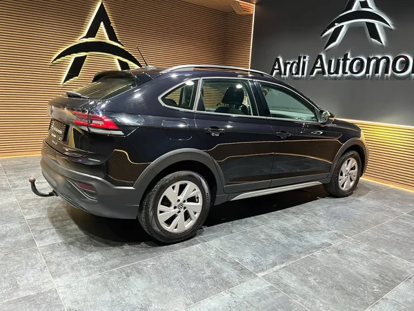 Volkswagen Taigo (2022) — foto 10 van 19