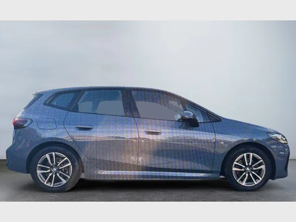 BMW 2 Active Tourer (2023) — foto 24 van 26
