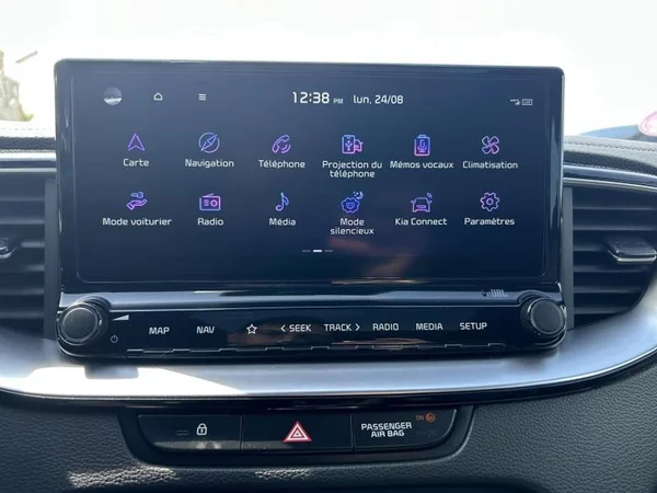 KIA XCeed (2024) — foto 17 van 35