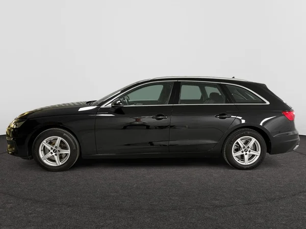 AUDI A4 Avant (2022) — foto 8 van 15